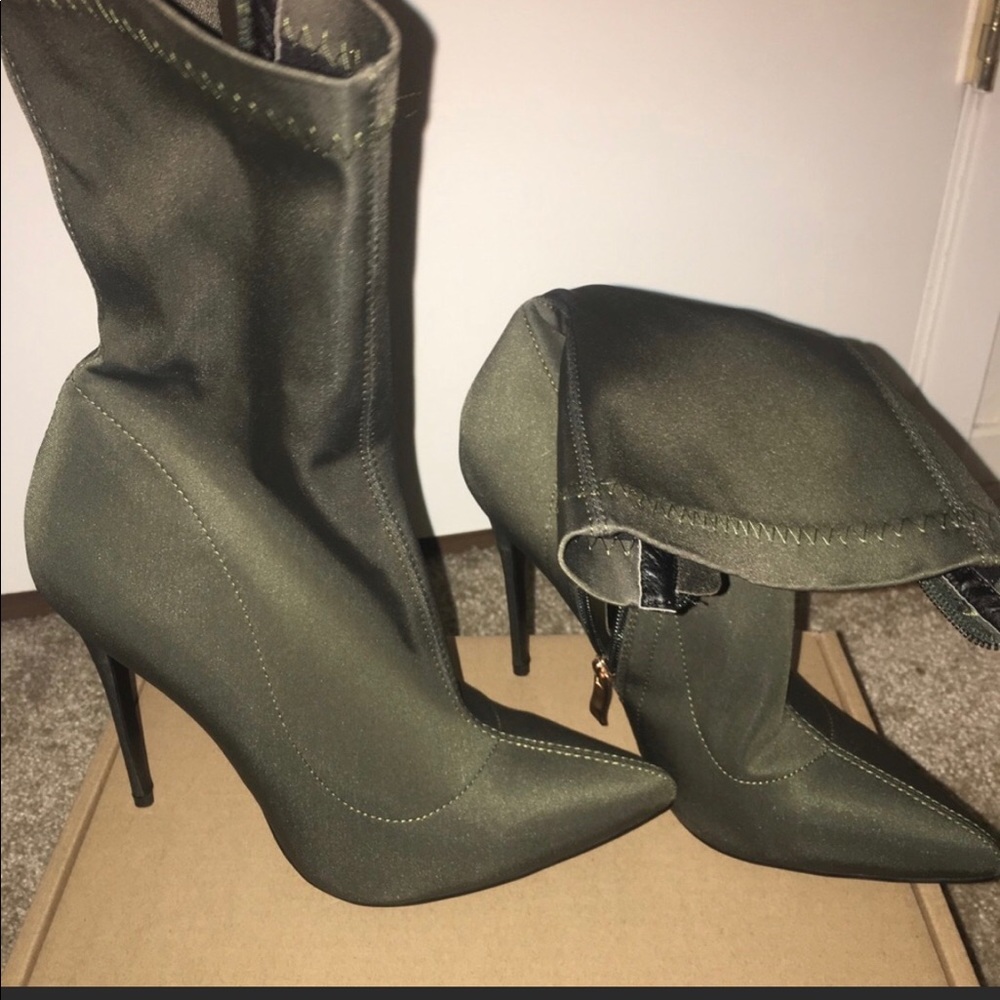 Akira boots